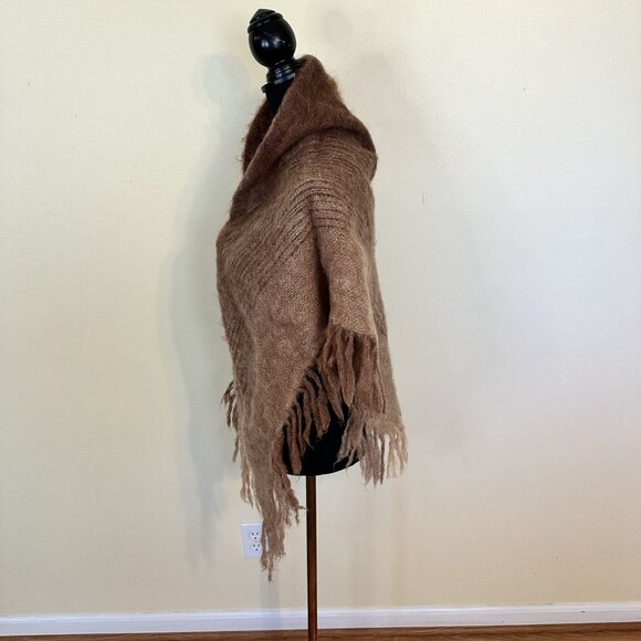 Vintage Womens Montrose Mohair Wool Shawl Fringe Sweater Brown 1960s - Picture 6 of 8